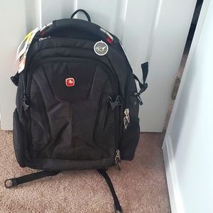 Swissgear 5358 USB ScanSmart Laptop Backpack - Black/Red... Bag is unisex